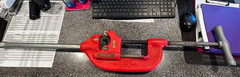 Ridgid #4-s pipe cutter 2&Prime; to 4&Prime; capacity