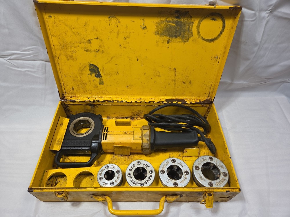 REMS Amigo Pipe Threader 230v Case & 4 Threaders