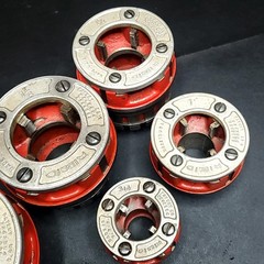 Ridgid 12-R Pipe Threader &ndash; 6 Die &ndash; Head Set 12R Threading Dies &ndash; 3/8&Prime; &ndash; 2&Prime;