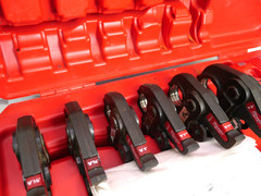 MILWAUKEE 2773-22 M18 FORCE LOGIC PRESS TOOL KIT 1/2&Prime; to 2-1/2&Prime; USED COPPER JAWS