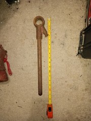 Vintage 17&Prime; Toledo Pipe Threading Machine Company Ratchet Head Handle w/ Die
