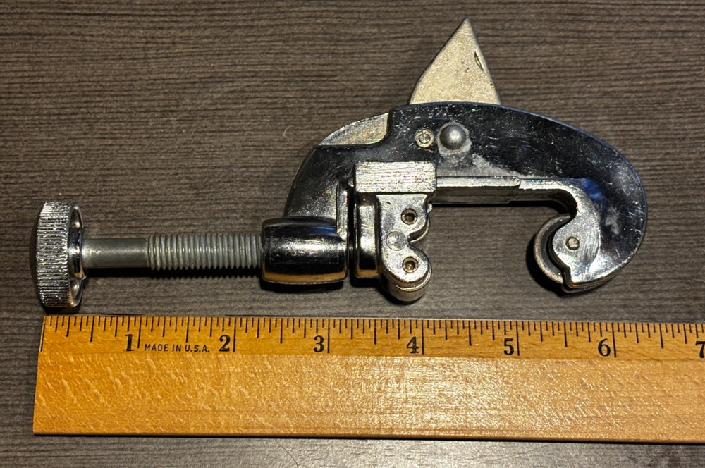 Vintage Pipe Tube Cutter Tool Made in Japan Great working Condition