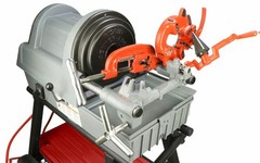 Reconditioned RIDGID&reg; 1822-I Auto Chuck Pipe Threader with 815A HSS Dies & Cart