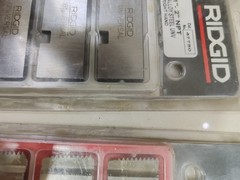 Lot of 2 RIDGID 47750 1&Prime;- 2&Prime; NPT Alloy Steel Universal Pipe Threading Dies &ndash; New