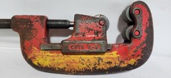 REED MFG CO 75069 2-1 Pipe Cutter Cuts 1/2-2&Prime; pipe. Made In USA