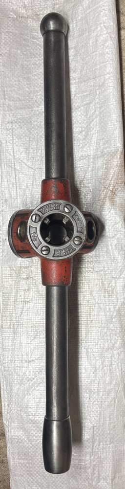 Vintage RIDGID No. 30 Three-Way Pipe Threader 3/8&Prime;, 1/2&Prime; & 3/4&Prime; Dies w/Handle