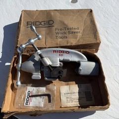 Ridgid 821 Heavy Duty Blade Type Pipe Cutter 535 Pipe Threader New Open Box USA!