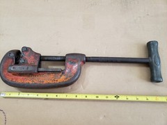 Vintage No. 1-2 Ridgid &ndash; Heavy Duty Pipe Cutter Tool 1/8&Prime; to 2&Prime; &ndash; Made in USA