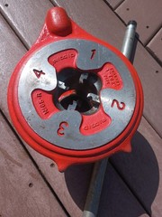 RIDGID Model No. 65r Ratchet Pipe Threader With 22&Prime; Handle Nice 1&Prime; To 2&Prime;