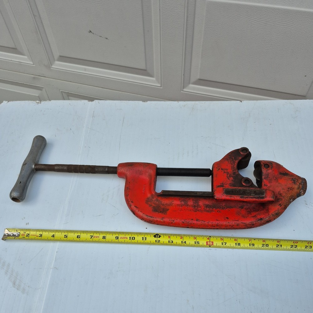 RIDGID USA No. 4-S HEAVY DUTY 2&Prime; &ndash; 4&Prime; Metal Pipe Cutter Cutting Plumber Tool