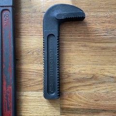 Vintage Proto 824 24&rdquo; Pipe Wrench Heavy Duty Made in USA NICE!!! Reconditioned