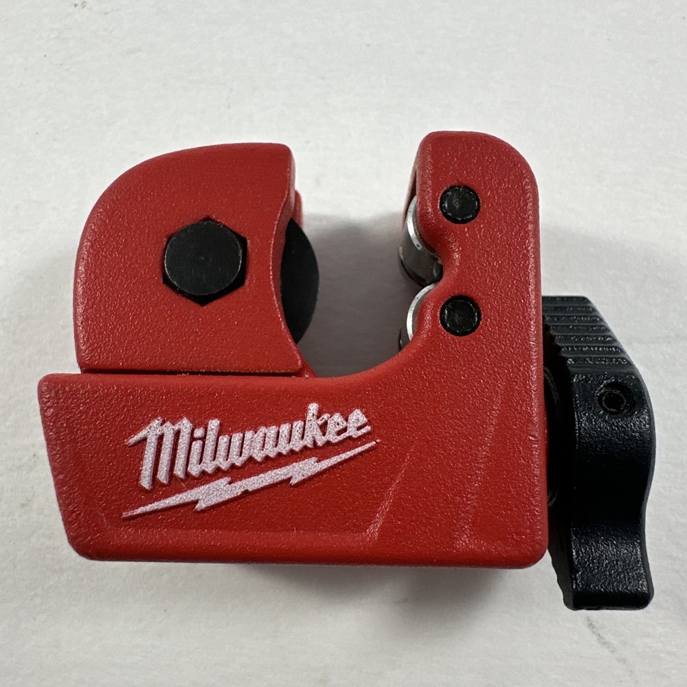 Milwaukee 1/2&Prime; Mini Copper Tubing Cutter 48-22-4250 &ndash; Open box