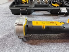 MINT &ndash; DEWALT 20V MAX Copper Swage Tool Kit DCE450D1 w/ 6 Heads, Battery & Case