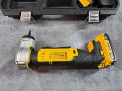 MINT &ndash; DEWALT 20V MAX Copper Swage Tool Kit DCE450D1 w/ 6 Heads, Battery & Case