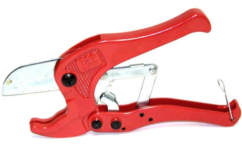 PVC PIPE HOSE RUBBER CUTTER RATCHETING TYPE CUTS UP TO 1-5/8&Prime; RATCHET HAND CUT