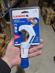 Lenox 21012TC134 Tubing Cutter &ndash; 1/8 to 1-3/4 Inch (3 &ndash; 45mm) BULK