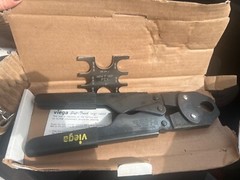 Soft-Touch PEX Crimp Hand Tool with a 3/4 inch Straight Head