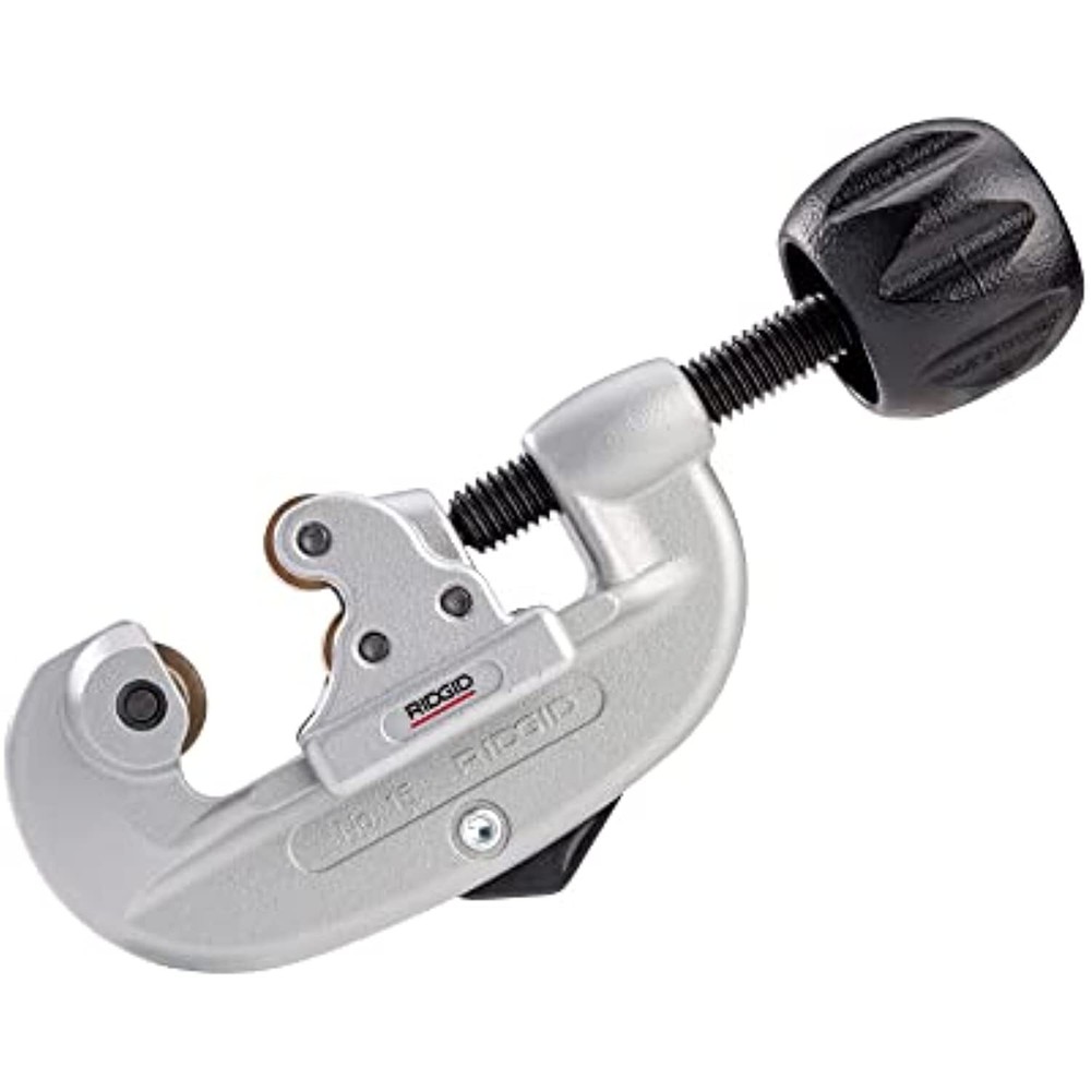 Ridgid 32920 model 15 Screw Feed Tubing Cutter, 3/16&Prime; To 1-1/8&Prime; Tube Cutter