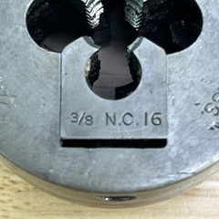GTD Little Giant 3/8&rdquo; NC 16 2-3/4&rdquo; Size Adjustable Threading Die Insert Collet