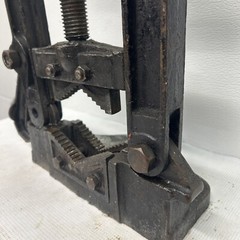 Vintage MARK MFG Co Chicago No. 3 Pipe Vise E458A Bench Mount Fitting Plumbing