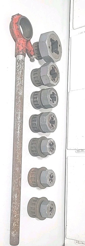 Nye No. 60 Triad Ratcheting Head 740 Pipe Threader & Die Set 1/4&Prime; To 1 1/4&Prime; Dies