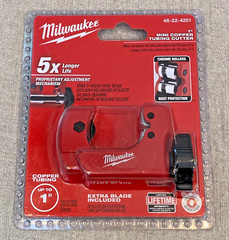 Milwaukee 1&Prime; Mini Copper Tubing Cutter 48-22-4251