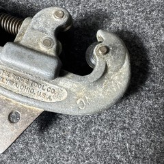 VINTAGE THE RIDGE TOOL CO. RIDGID NO. 00 3/16 TO 1 1/8&Prime; O.D PIPE CUTTER
