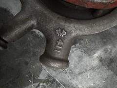 Toledo Threading Machine Co. Model 411 ratcheting Pipe Threader