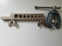 Superior Tool Company No. 200 Flaring Tool for Tubing Sizes 3/16&Prime; thru 5.8&Prime;