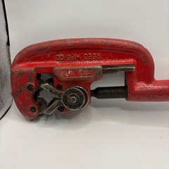 Reed MFG Co Pipe Cutter 1/2-2 Red Heavy Duty Plumbing Tool No. 2 4 Wheel Cutter
