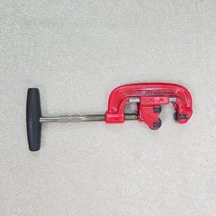 Rothenberger Pipe Cutter Heavy Duty Professional 70055 1/8&Prime; &ndash; 1 1/4&Prime; Pipe