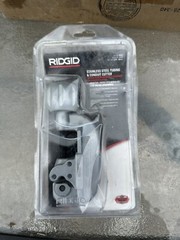 RIDGID 15 Screw Feed Tubing and Conduit Cutter &ndash; 32920