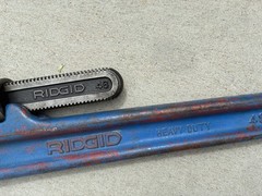 RIDGID Heavy Duty Straight Pipe Wrench 48 in Steel, 6 in Pipe Capacity