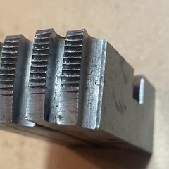 OSTER Pipe Threading 2D Dies, For 1/4&rdquo; & 3/8&rdquo;