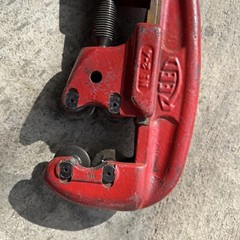 Reed No. 2-4 USA Iron Steel Pipe Cutter, Cuts 1/2-2&Prime; Reed MFG Co. USA WORKS
