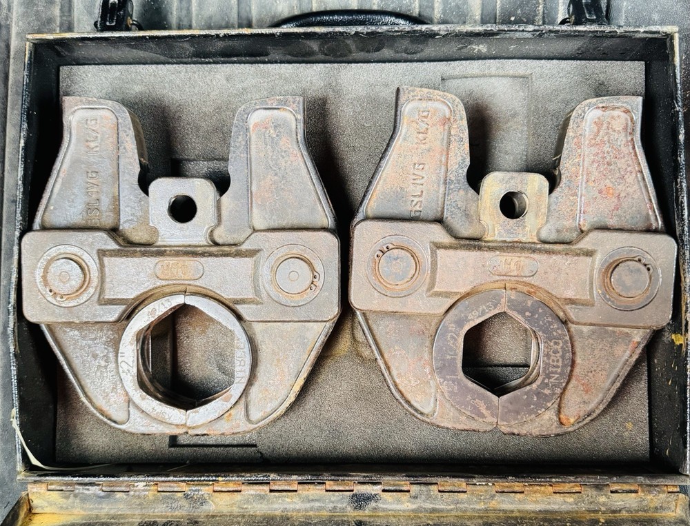 Nibco PC-17S 1-1/2&rdquo; & 2&rdquo; CTS Standard Press Jaw Set With Metal Case