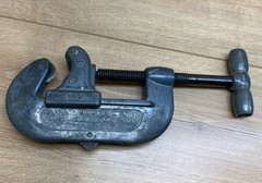 Superior No. 3 Pipe Cutter 5/8&rdquo; to 2-1/8&rdquo; Tube & Pipe Cutter Made in USA