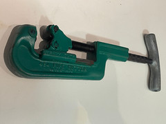 Greenlee 464 Heavy Duty 1/8&Prime; to 2&Prime; Ridgid Pipe Cutter EMT IMC RMC Rigid Conduit