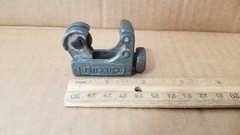 Ridgid No. 104 Tubing Cutter 3/16&Prime; to 15/16&Prime; OD &ndash; 5-24mm. Working. Good Cond