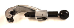 Ridgid 31642 Model 152 Quick-Acting Tubing Cutter (1/4&Prime; &ndash; 2-5/8&Prime;)
