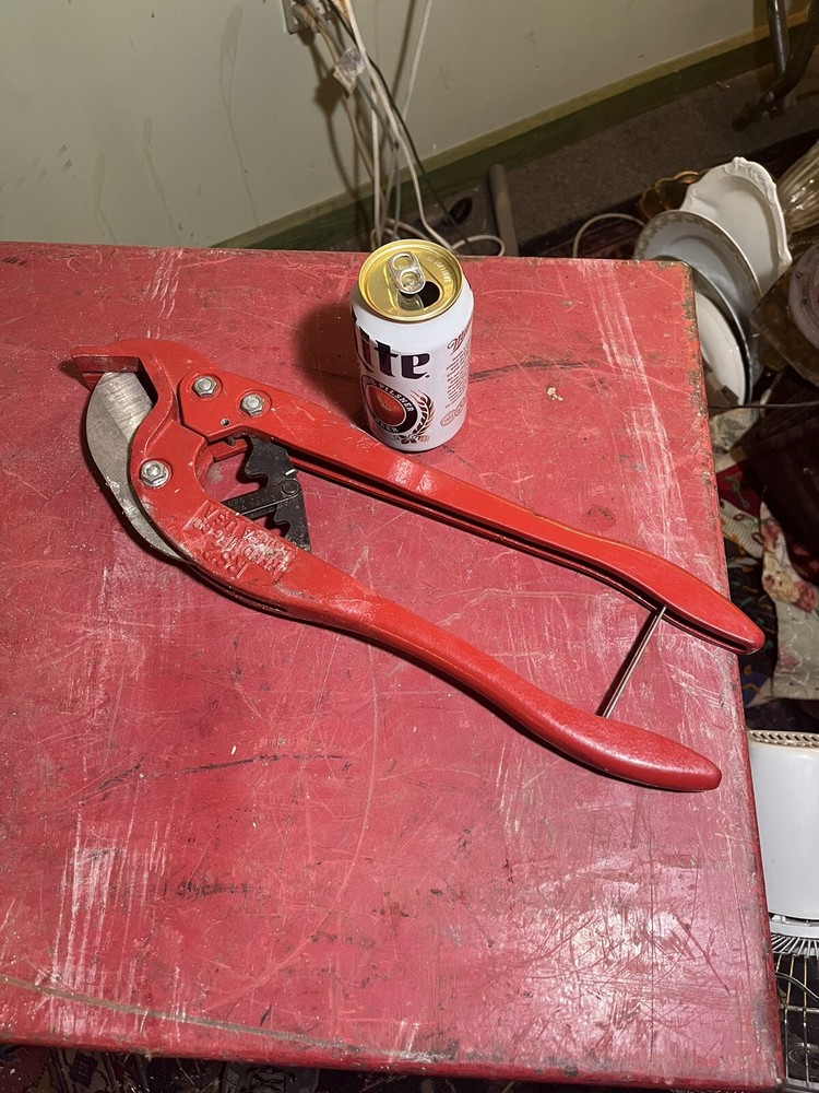 Reed MFG RS2, 2 Inch Ratchet PVC Pipe Cutter Tool