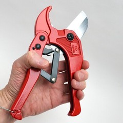 PVC Pipe Cutter 1-5/8&Prime; Heavy-duty Ratcheting Cutting PVC PEX Plastic
