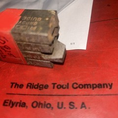 Ridgid 50925 1/2&Prime; -3/4&Prime; 37 1/2 DEG (RH) High Speed Alloy Steel 515 Pipe Dies