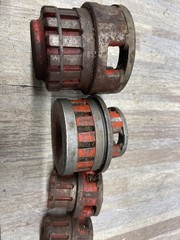 RIDGID 00-R OO-R Ratchet Pipe Threader Set 1.2-3/4, 1 1/2 1/2 3/8 1-3/4 , 5 Dies