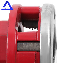 Manual 1-1/4&Prime; & 1&Prime; NPT Right Hand Pipe Threader Die Head with Dies for 12-R