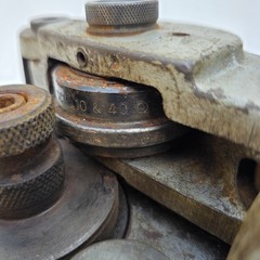 RIDGID 915 Roll Groover Pipe Grooving Tool 1-1/2&Prime; SCH 10 & 40 Die Set USA