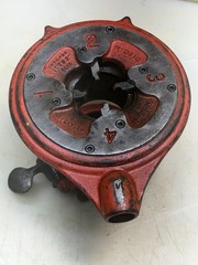 RIDGID 65R 1&Prime; TO 2&Prime; PIPE THREADER NICE DIES No Handle 65-R #4