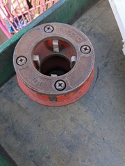 RIDGID 1-1/2&Prime; NPT 12-R Hand Threader Die Head