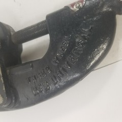 NYE No.2 UNIVERSAL THREE WHEEL PIPE CUTTER