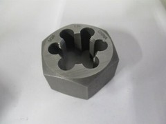 (364-0240) M24x1.00 1-13/16&Prime; x 1&Prime; Carbon Steel RH Thread Hex Rethreading Die